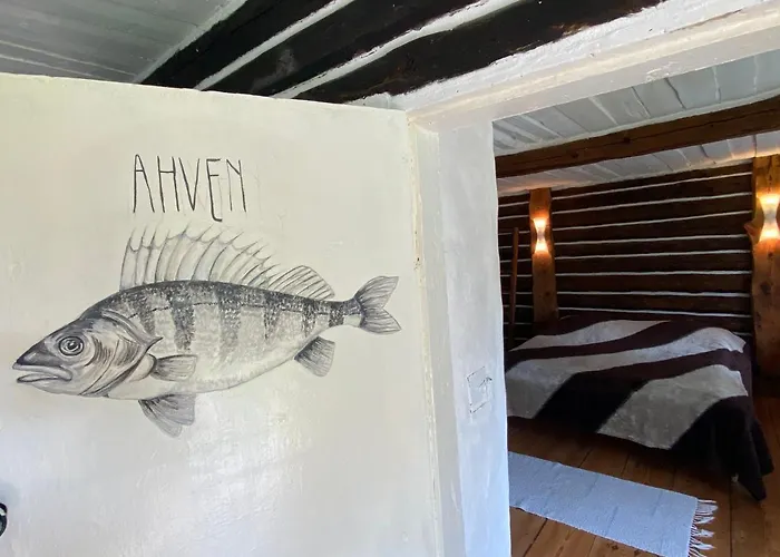 Lootsimaja - Pilot's House - Harbour *