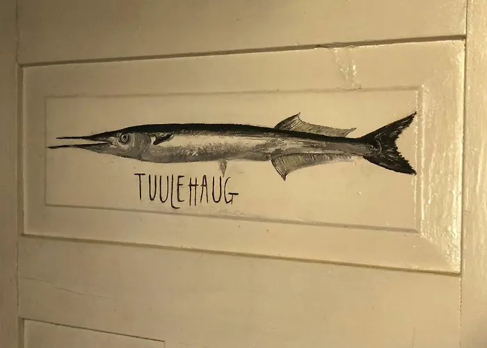 Lootsimaja - Pilot's House - Harbour